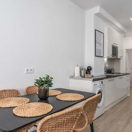 Apartment Ventura Next To The