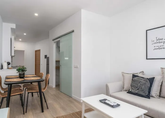 Ventura Next To The Apartmán Arona (Tenerife)